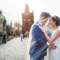 Connie & Fodo - Pre-Wedding photo shooting in Prague - Groom and Bride Under the Veil