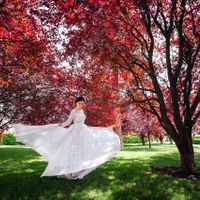 Natalie & Alex - wedding shooting in Ledeburg garden - Dancing Bride in Prague Garden