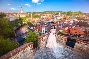 Pre-Wedding photo shoot in Český Krumlov (CK)