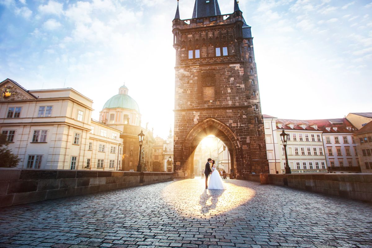 Pre-wedding photo from the Charles Bridge in Prague