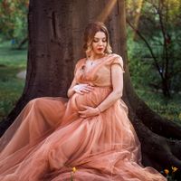 Maternity photo shooting in Prague