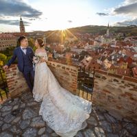 Wedding & Pre-Wedding photo shooting in Prague
