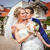 Christina & Leonid - Wedding in Vrtba Garden - Kissing Wedding Couple