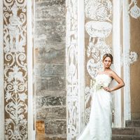 Irina & Eugene - beautiful wedding in Prague - Bride Portrait With Columns in Royal Garden