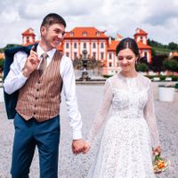 Natalie & Alex - wedding shooting in Ledeburg garden - Groom and Bride in Garden